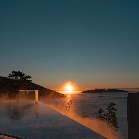 Hotel Sang Sang & Private Sang Sang Pool Villa Кодже Экстерьер фото