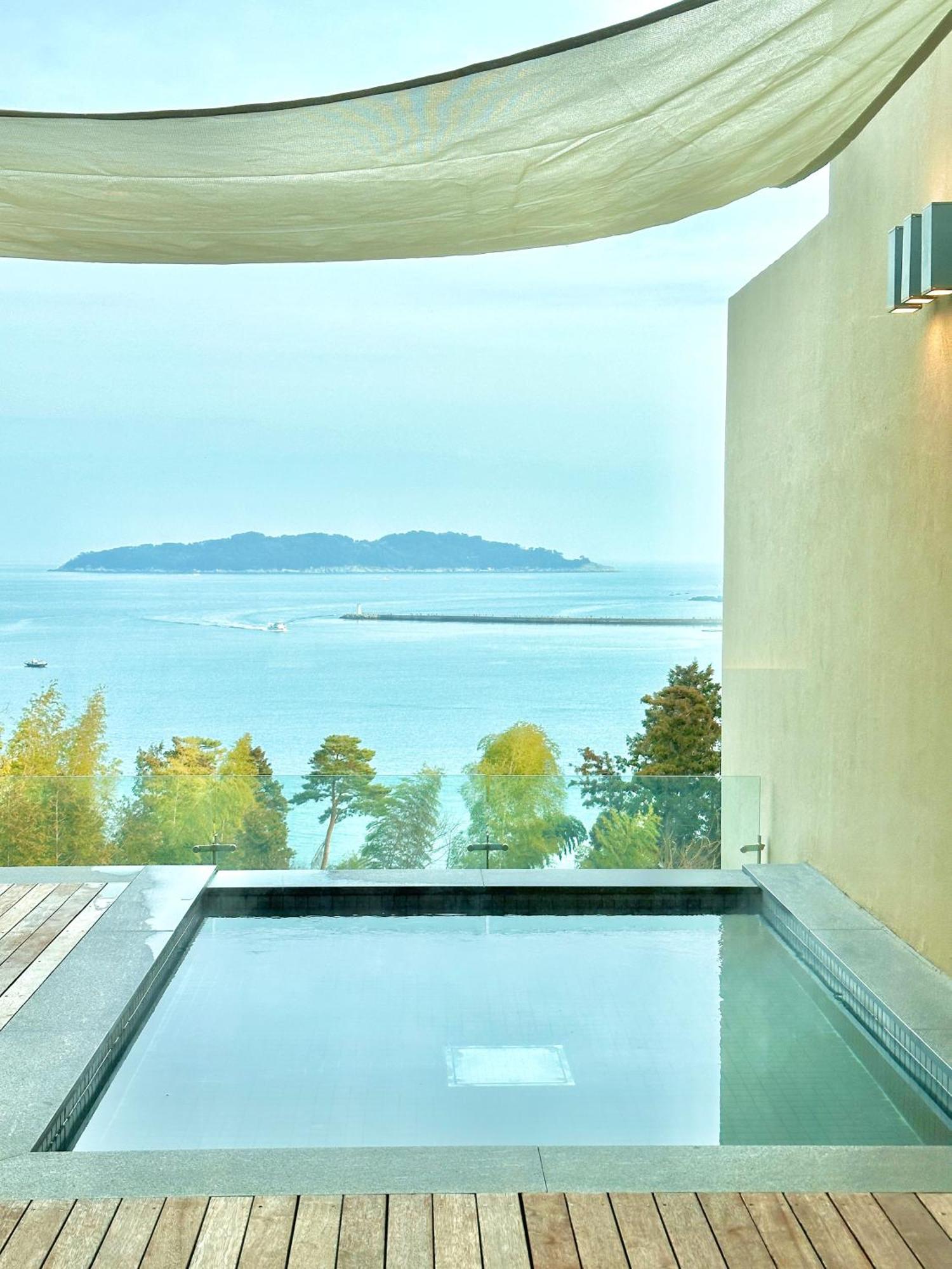 Hotel Sang Sang & Private Sang Sang Pool Villa Кодже Экстерьер фото